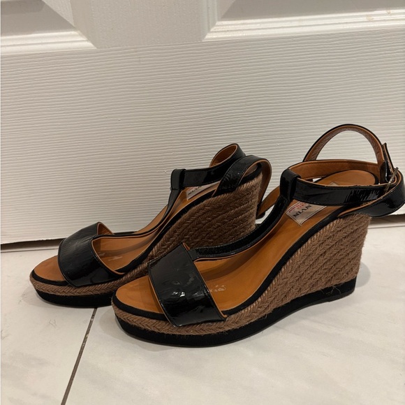Lanvin Black and Tan Wedge Sandals - Picture 6 of 10